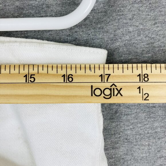 Express White Jeans Girlfriend Distressed Rolled Cuff Mid Rise Stretch Size 8 - Picture 7 of 9